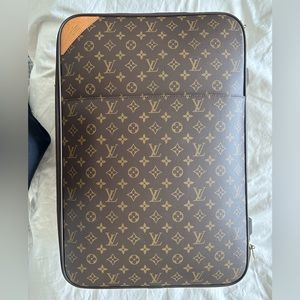 Louis Vuitton Pegase Luggage Monogram Canvas 60
